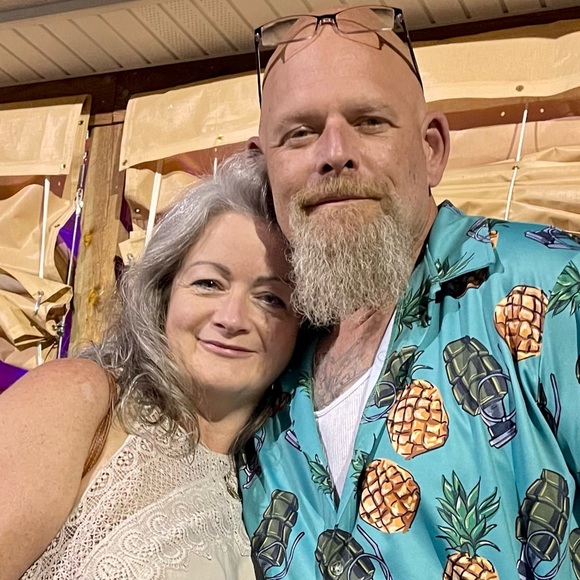 Meet your Posher, Lori Ann - Picture 7 of 7